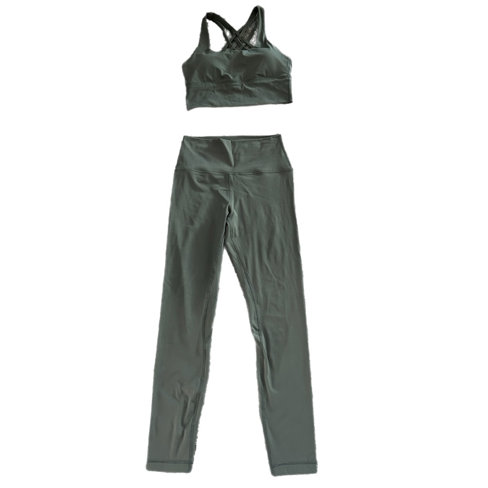 Crzy Yoga Grey Sage matching bra & leggings